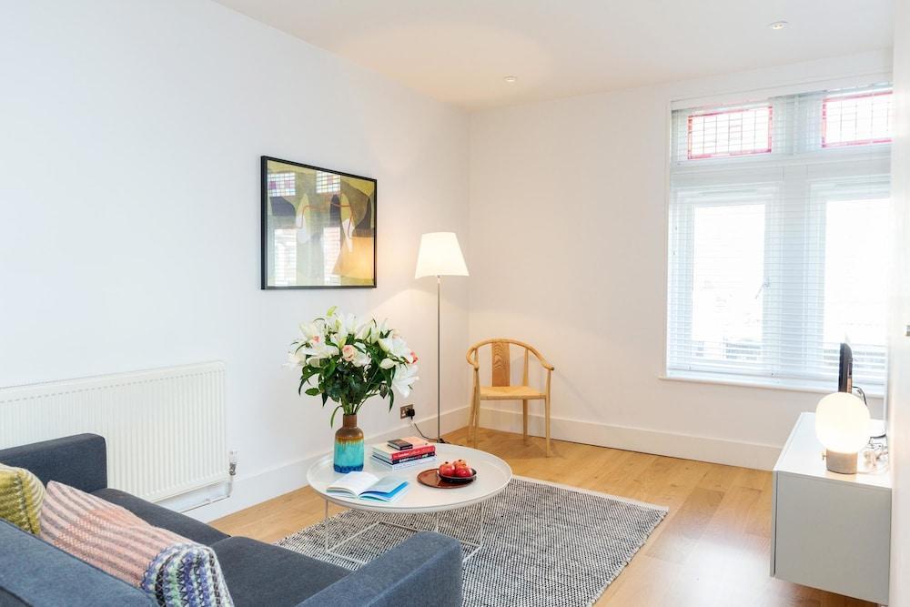 Native Fulham Apartment London Bagian luar foto