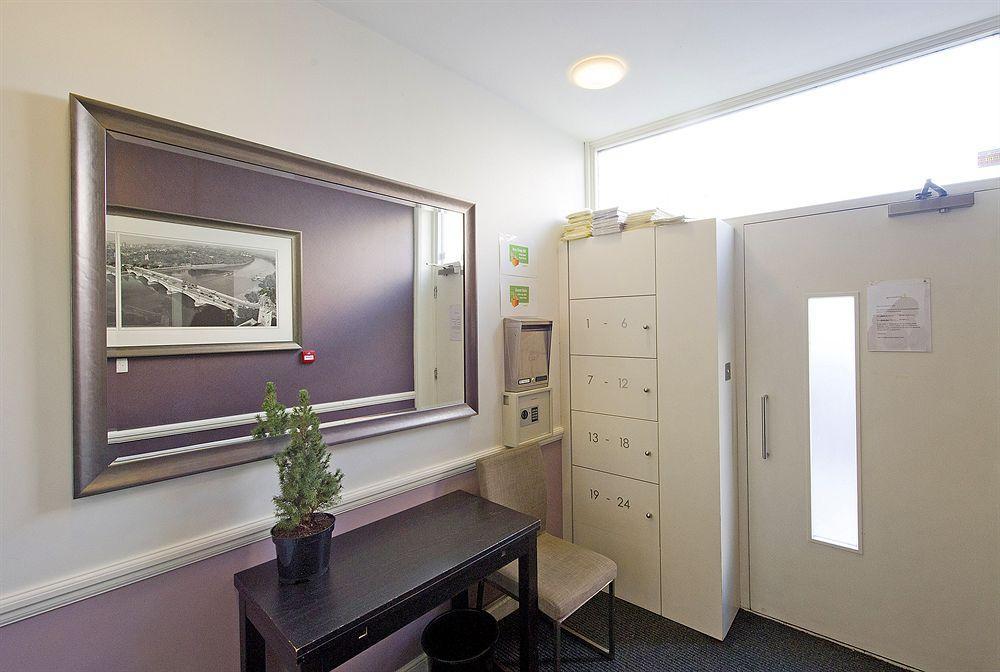 Native Fulham Apartment London Bagian luar foto