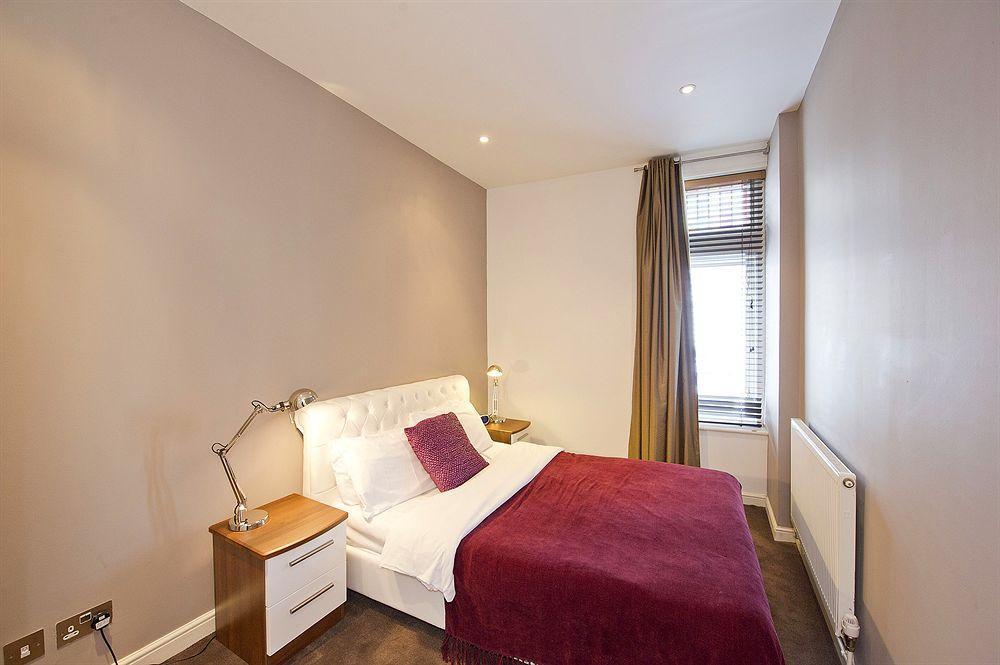 Native Fulham Apartment London Bagian luar foto