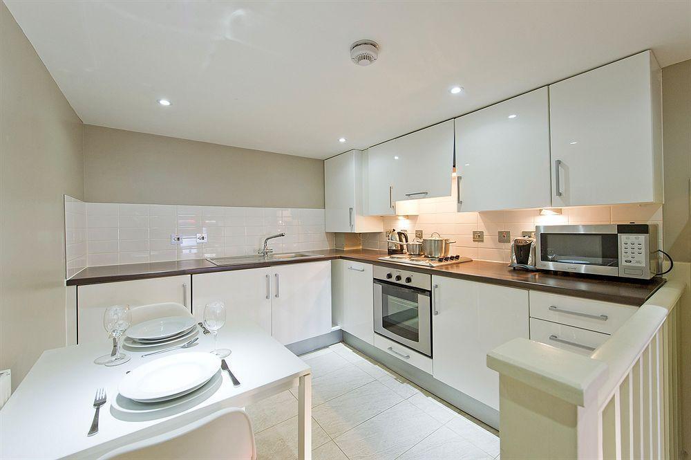 Native Fulham Apartment London Bagian luar foto