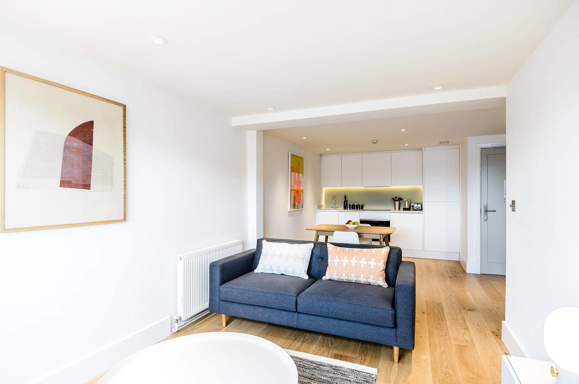 Native Fulham Apartment London Bagian luar foto