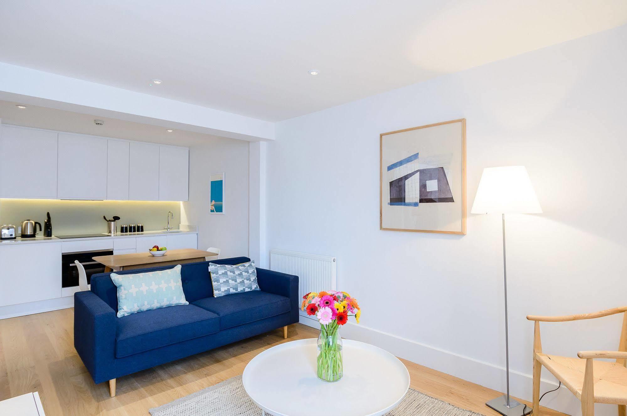 Native Fulham Apartment London Bagian luar foto
