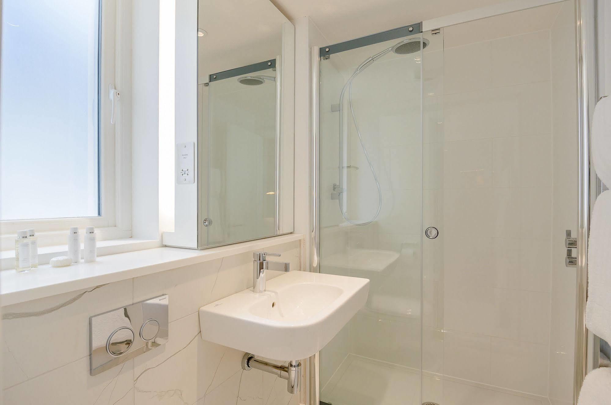 Native Fulham Apartment London Bagian luar foto