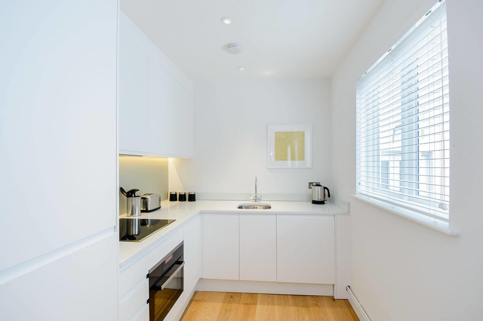 Native Fulham Apartment London Bagian luar foto